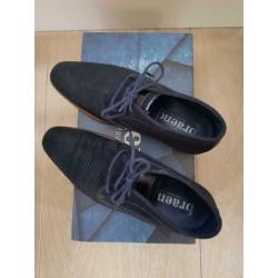 Braend blauwe suede nette schoenen maat 40