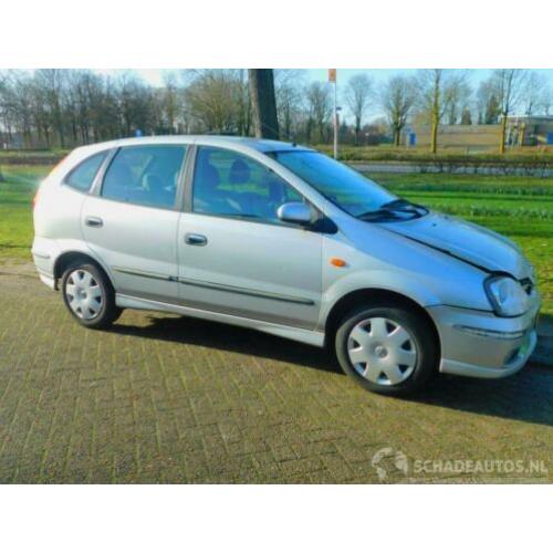Nissan Almera Tino 1.8 automaat (bj 2005)