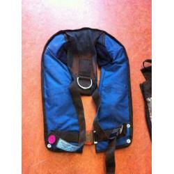 8 stuks reddingsvesten automaat Secumar Golf275THW 40-120 kg