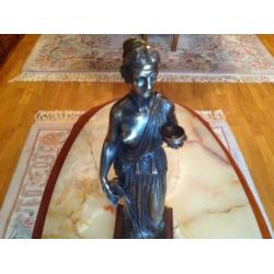 Bronzen beeld