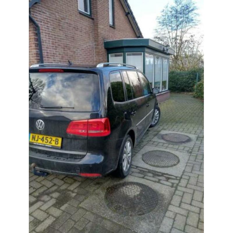 Touran 7 zitter,Highline,1,4 benzine, Alcantara.