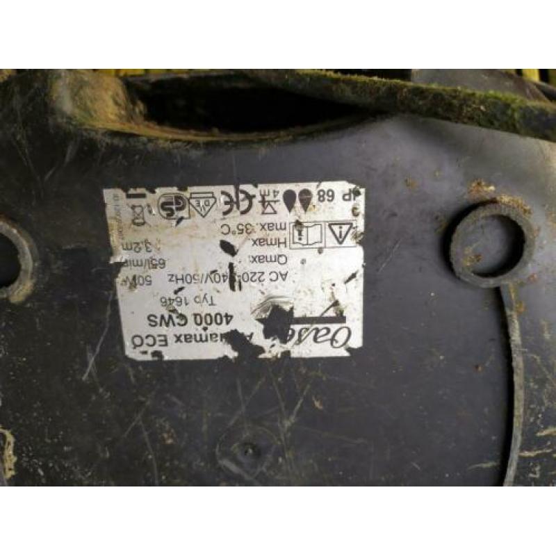 2 pompen voor vijver, 10.000 ltr en 4000 ltr pu
