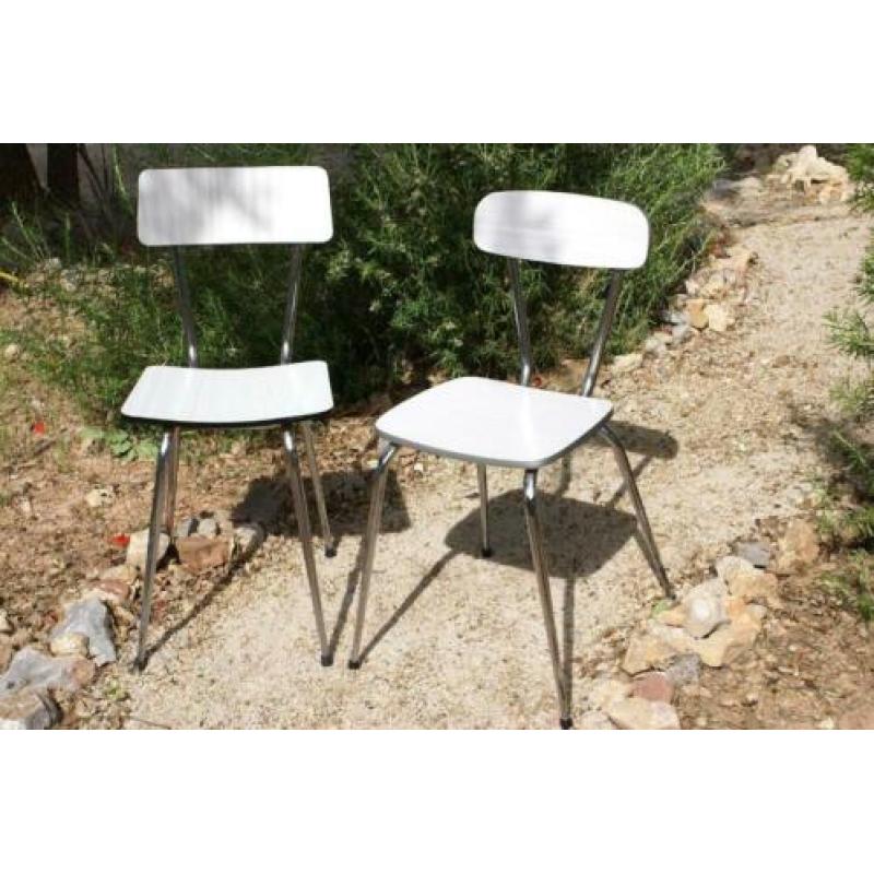 Brocante - 3 Formica-stoeltjes!