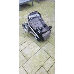 Mutsy Evo Frame Zilver met donkerbruin lederen handgreep