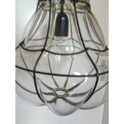Mooie oude glazen hanglamp