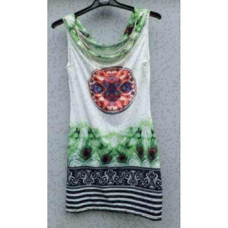 vlot gekleurd jurkje met ketting mt S