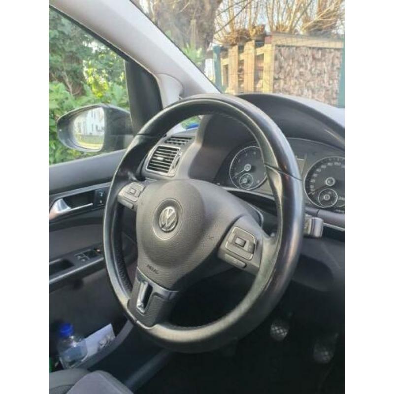 Touran 7 zitter,Highline,1,4 benzine, Alcantara.