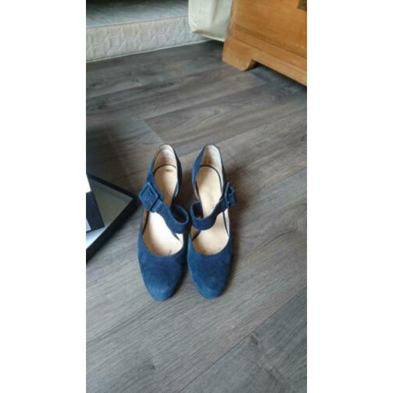 Blauwe suède pumps maat 39
