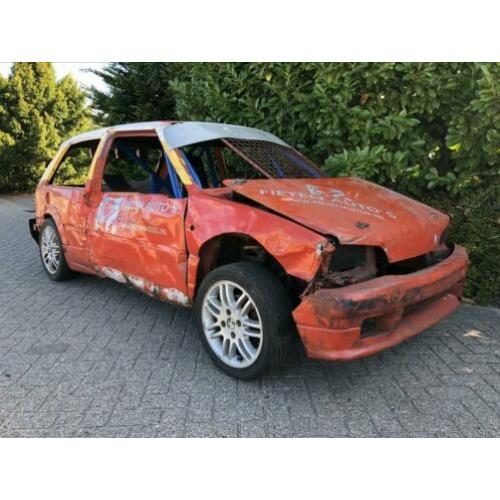 Citroën AX Crossauto casco rollend en remmend