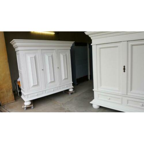 Brocante broodkasten houten buffetkast antieke eiken kasten