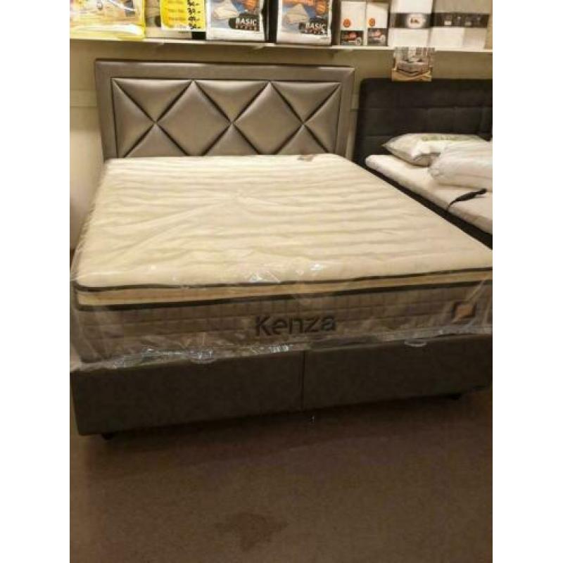 boxspring met opberg ruimte