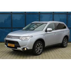 Mitsubishi Outlander 2.0 PHEV Executive Edition X-Line | NAV