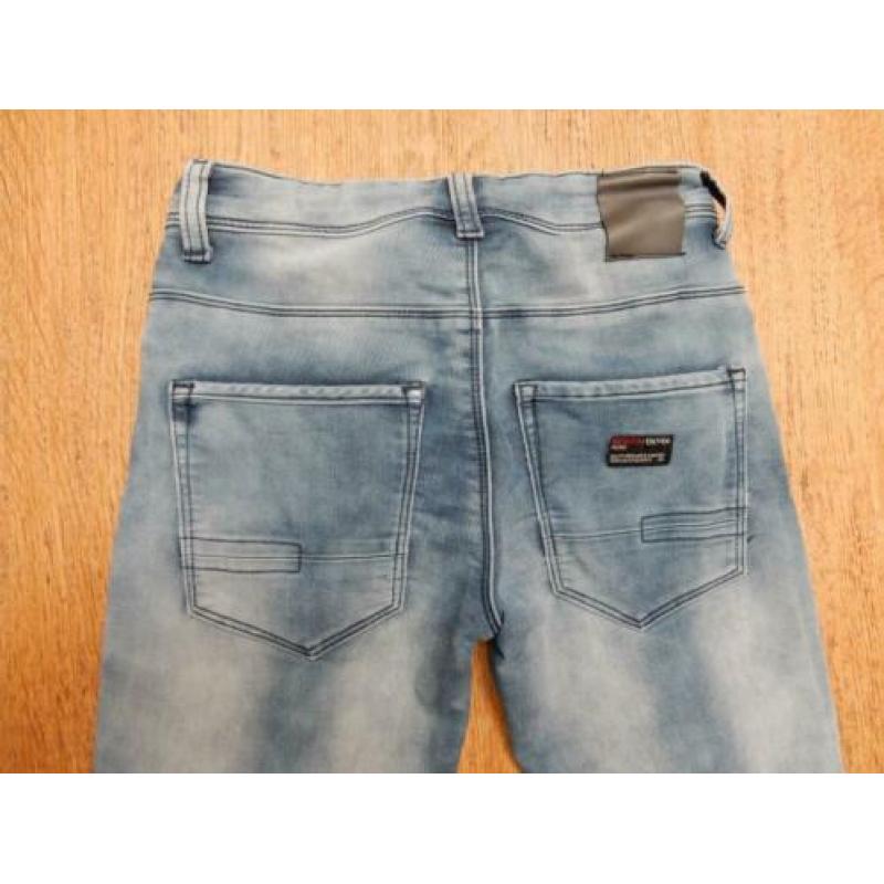 Stoere tapered fit jeans (Model Yves) van Retour maat 158
