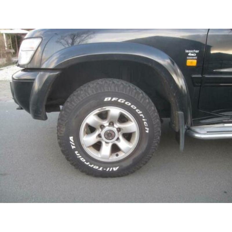 Nissan PATROL 4WD * 4X4 / Diff lock Airco Yountimer nette au