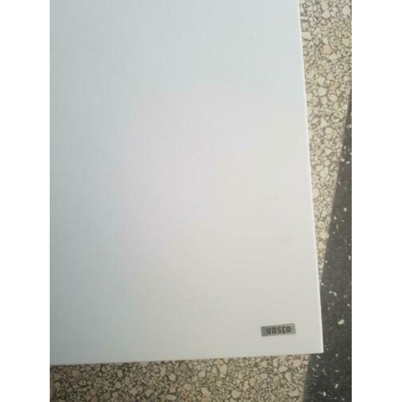 Zgan verticale radiator plat vlak wit vasco