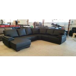 #526 zwart leder u hoekbank met lonchair