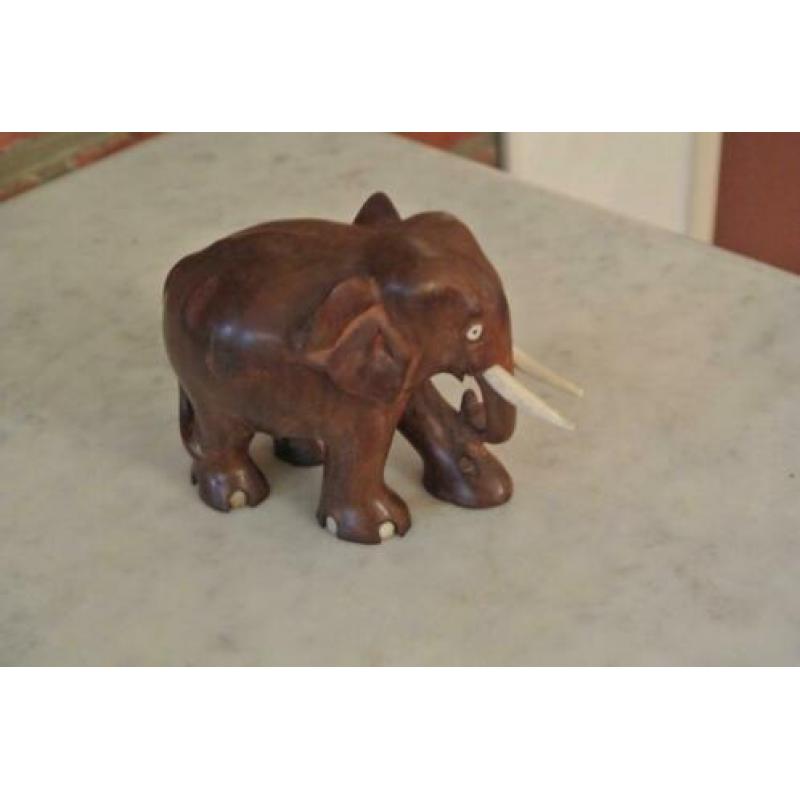 Kersenhouten Beeld Olifant(Kalfje)