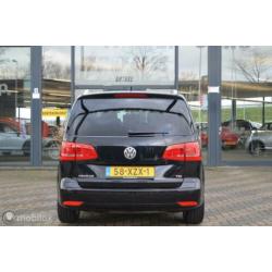 Volkswagen Touran 1.4 TSI 7p aut Highline Pano dak