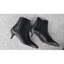 SHOECOLATE zwart, leren laarsjes maat 40 NIEUW !!!