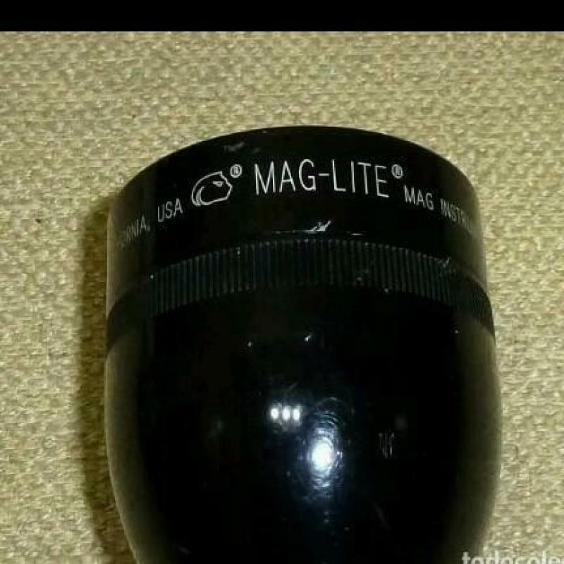 Linterna Mag-Lite.Mag Instrument-Ontario California.USA.31 c