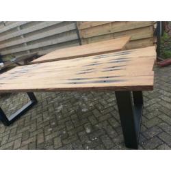 Nieuwe industriële tafel