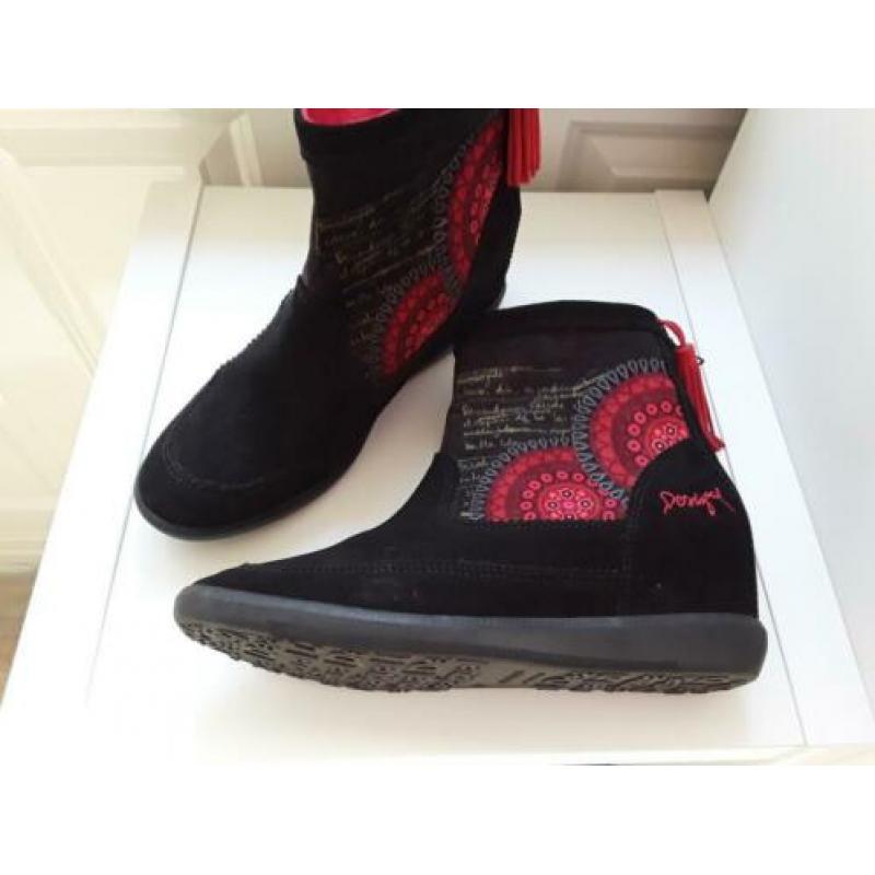 Desigual laarsjes maat 40 nieuw