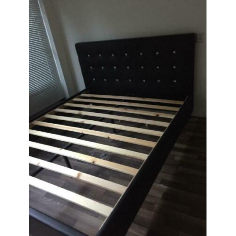 Bedden te koop