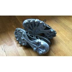 Asics gel Korfbalschoenen veld maat 40,5 zgan