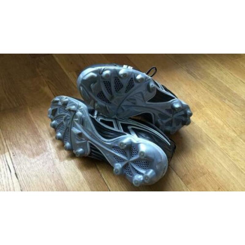 Asics gel Korfbalschoenen veld maat 40,5 zgan