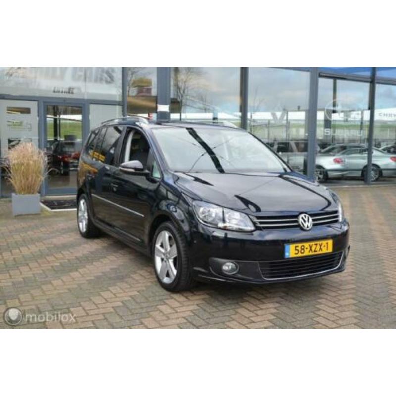 Volkswagen Touran 1.4 TSI 7p aut Highline Pano dak