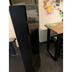 Kast