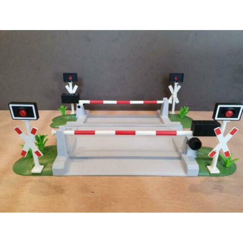 Playmobil trein 100% complete spoorwegovergang