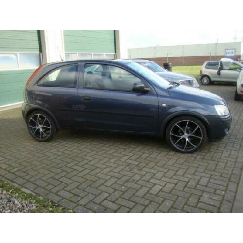 Opel Corsa 1.2-16V Essentia Airco