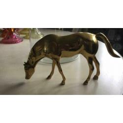 2 Paarden beelden messing 12 en 15 cm hoog
