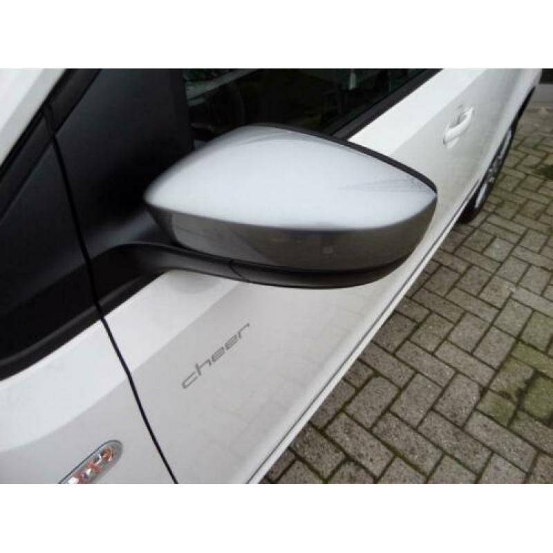 Volkswagen Up! 1.0 high up! BlueMotion