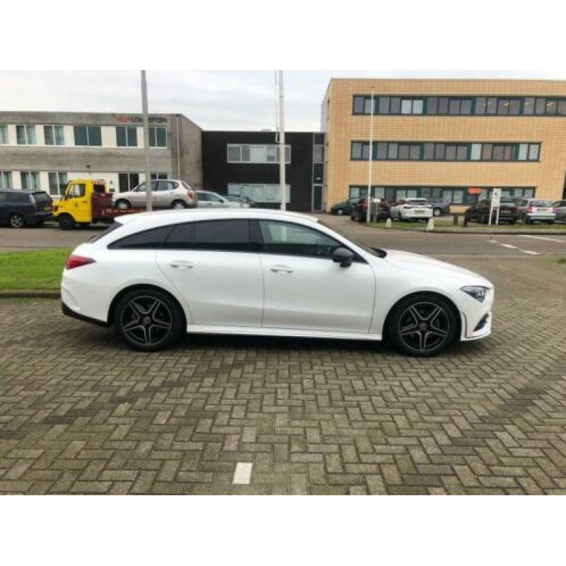 Mercedes-Benz CLA-Klasse Shooting Brake 180 AMG / WIDESCREEN