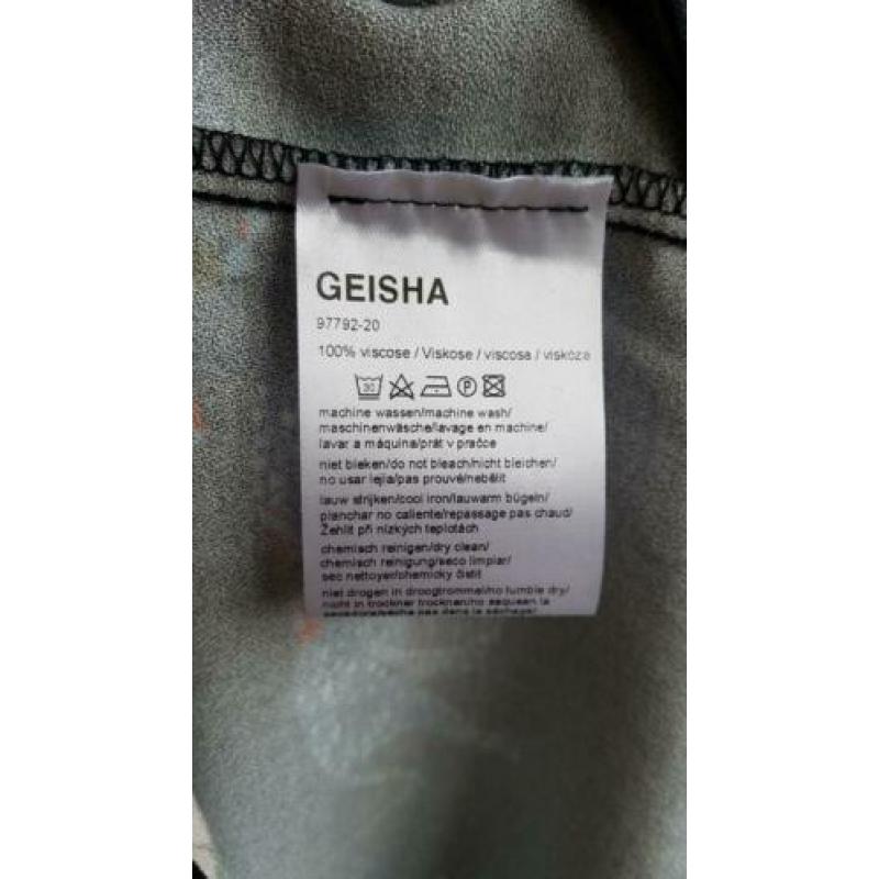 Nieuwe jurk van Geisha maat S
