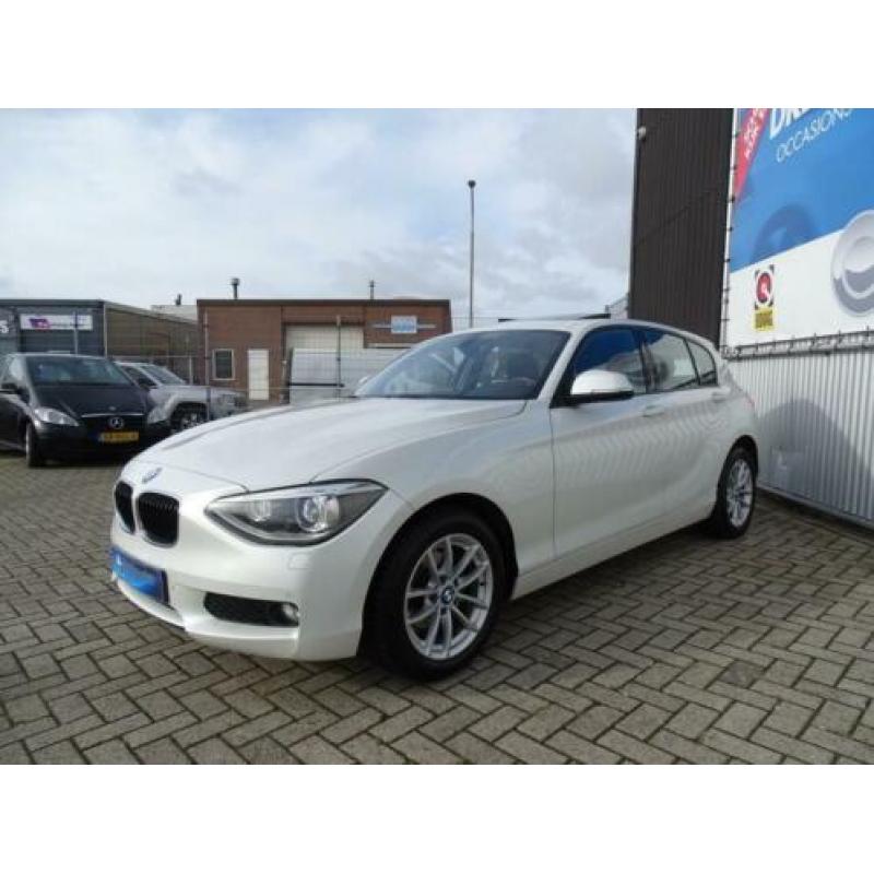BMW 1-serie 116i Aut.! 5-Drs! Schuifdak! Xenon/LED! Parelmoe