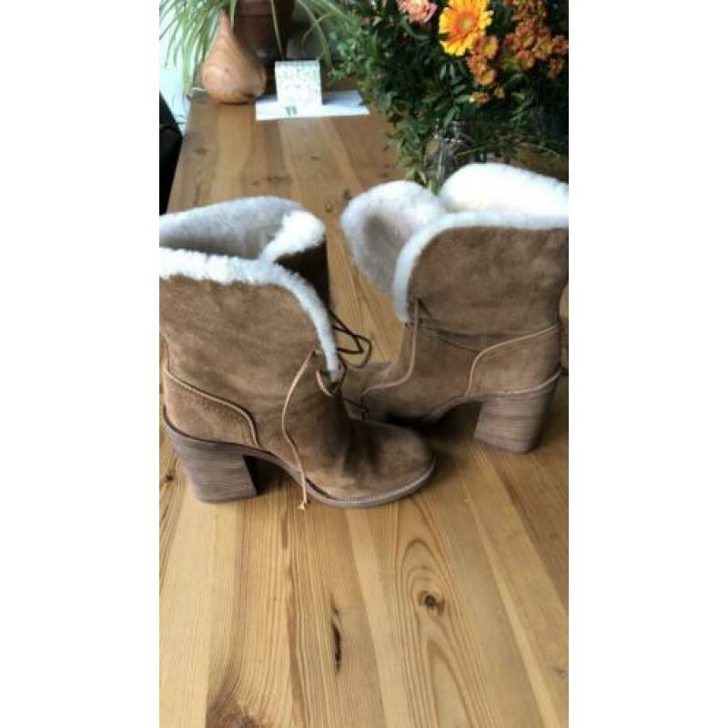 Uggs Jerene met hak maat 38