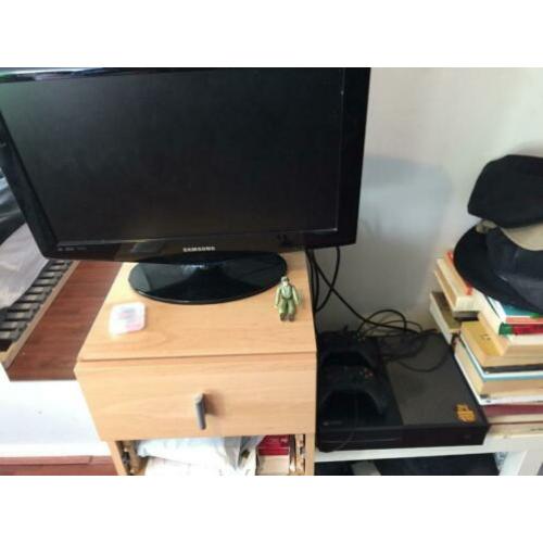 Xbox one with fifa 20 and TV