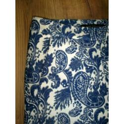 prachtige blauw / witte ZARA broek mt. 36
