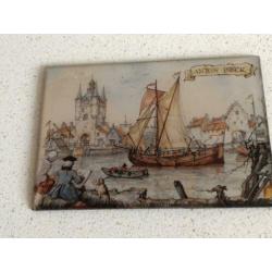 Anton Pieck schilderijtjes voor in poppenhuis.