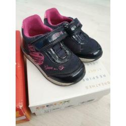 2 paar leren schoenen Geox en Twoday - maat 22