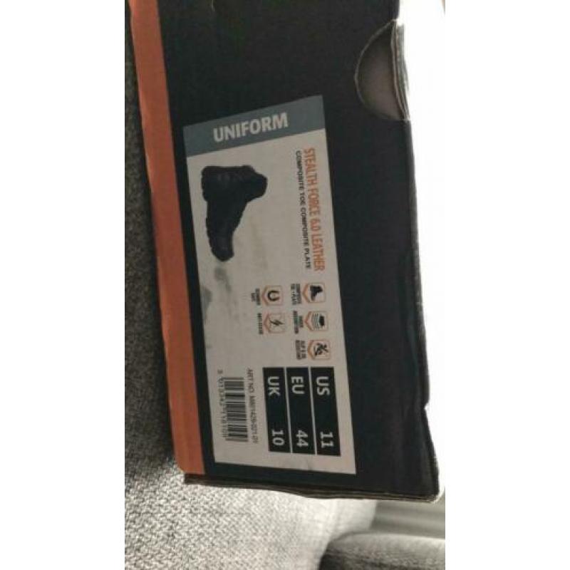 Magnum schoenen maat 44 nieuw uit doos
