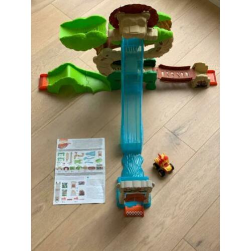 Blaze en de Monsterwielen jungle racebaan van Fisherprice