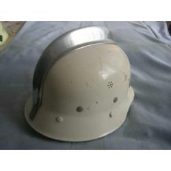 Duitse Brandweerhelm Wit met kam.