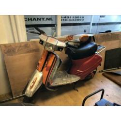 Peugeot scooter blauw kenteken opknapper blok is goed