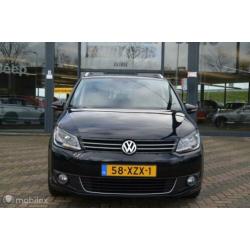 Volkswagen Touran 1.4 TSI 7p aut Highline Pano dak