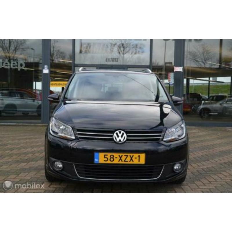 Volkswagen Touran 1.4 TSI 7p aut Highline Pano dak