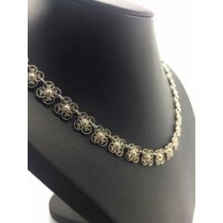 H113 Prachtige zilveren filigrain ketting
